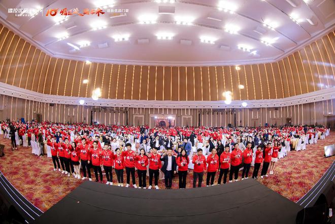 德技优品门窗十周年盛典 “崛匠派”开启新十年宣言(图23)