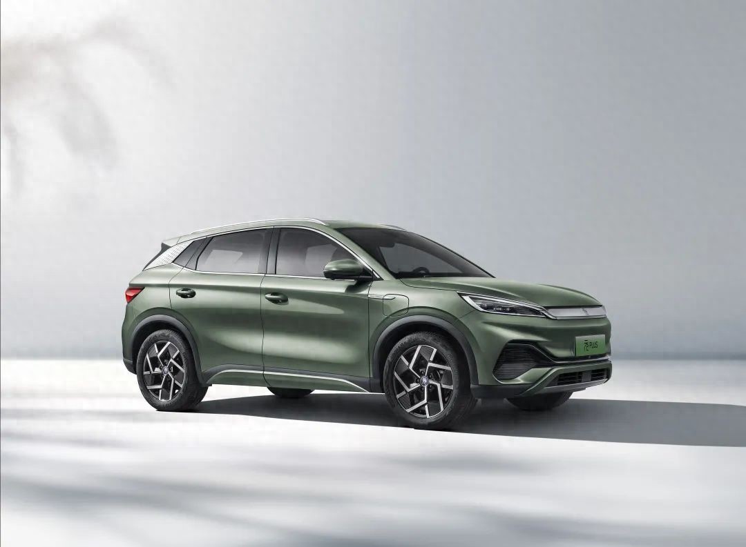 15 万元级纯电 SUV 新较量：MG ES5与比亚迪元PLUS怎么选？(图1)