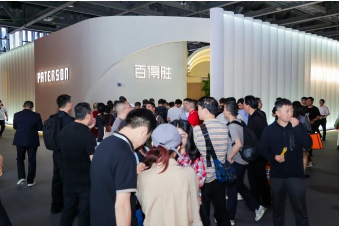水漆轻高定丨广州定制家居展闭幕百得胜三大根技术三大轻高定空间场景圆满收官(图1)