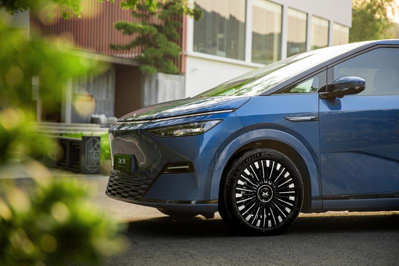2025款小鹏X9正式开启预售 预售价3998万元起(图11)
