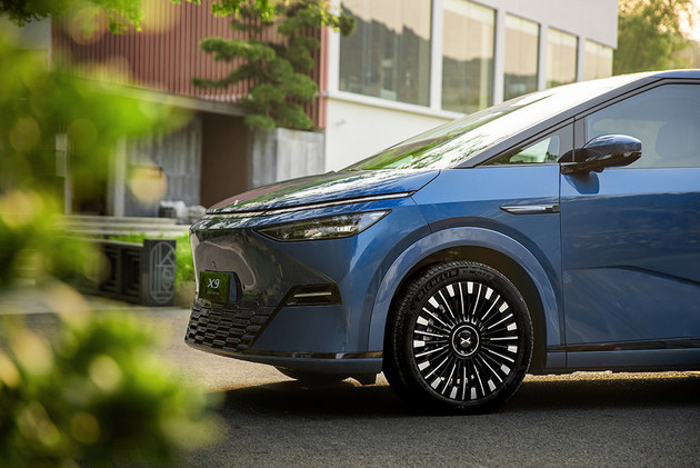 2025款小鹏X9预售 3998万起痛点大消除(图3)