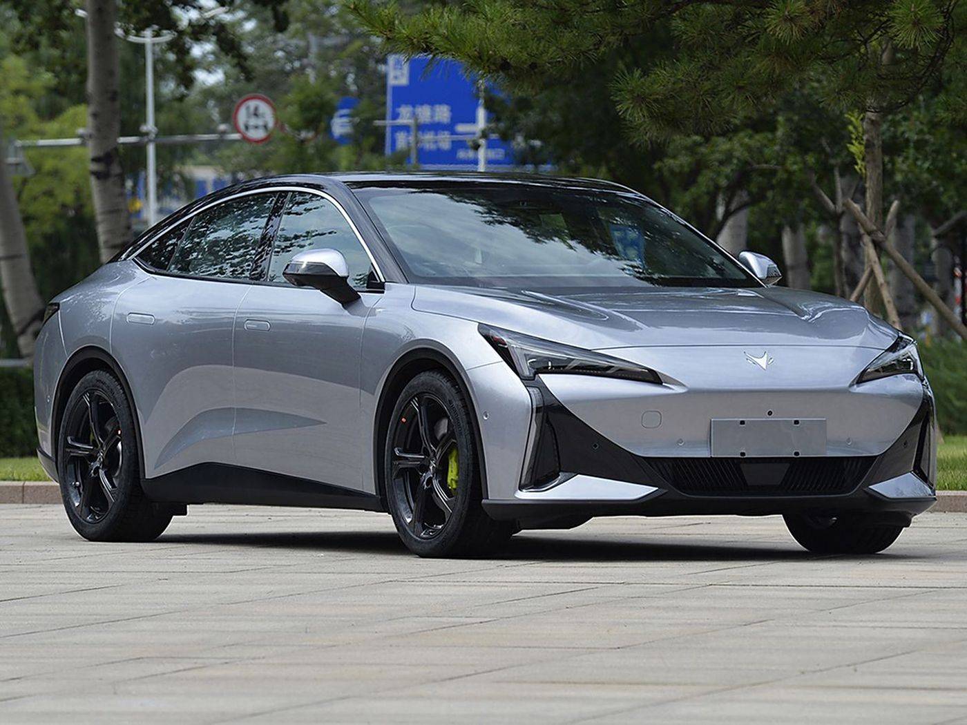 极狐 阿尔法S5实测成绩揭晓！定位于中型车(图1)