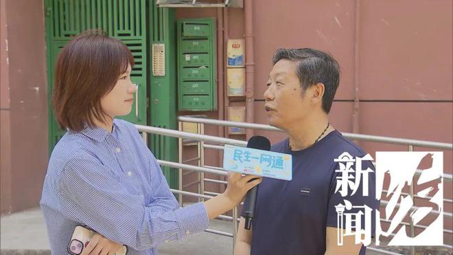 广州一居民家里太热一看发现：阳台外竟有12台空调外机！(图5)